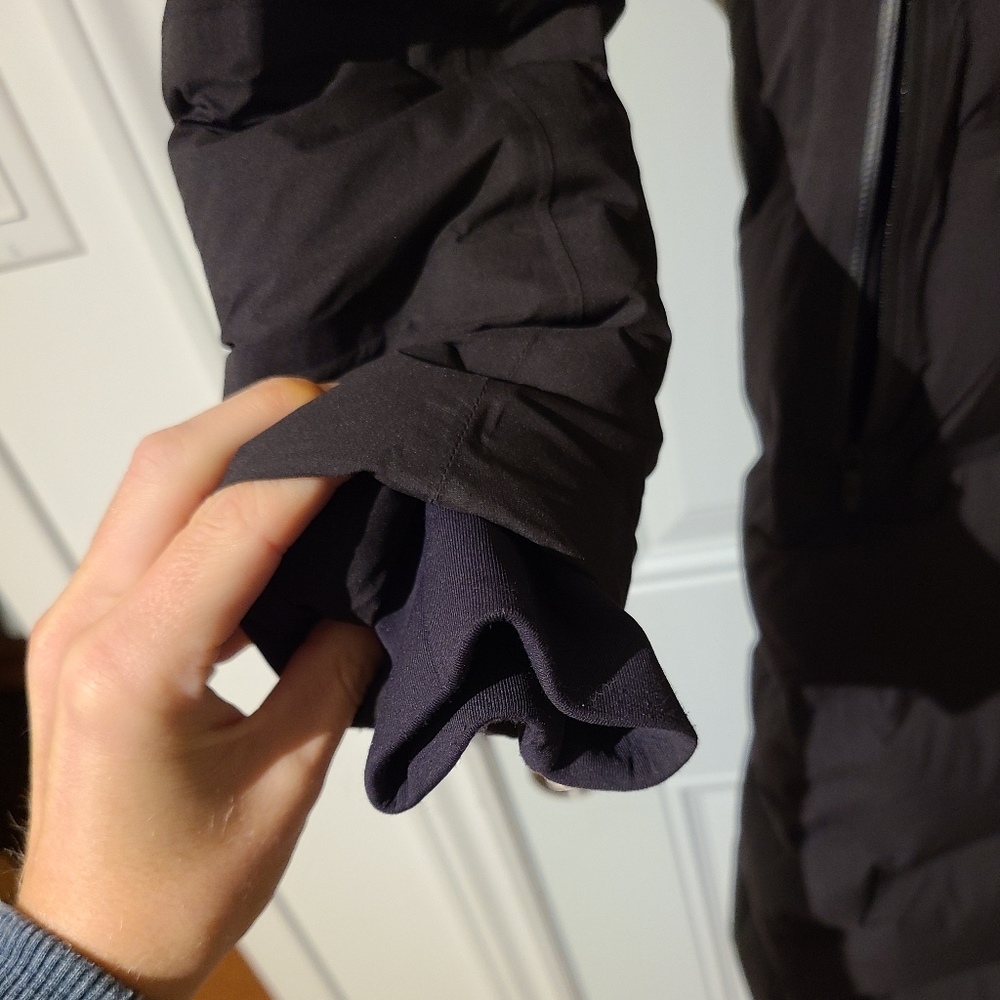 SOLD Lululemon Sleet Street Long Jacket - Picture 4 of 12